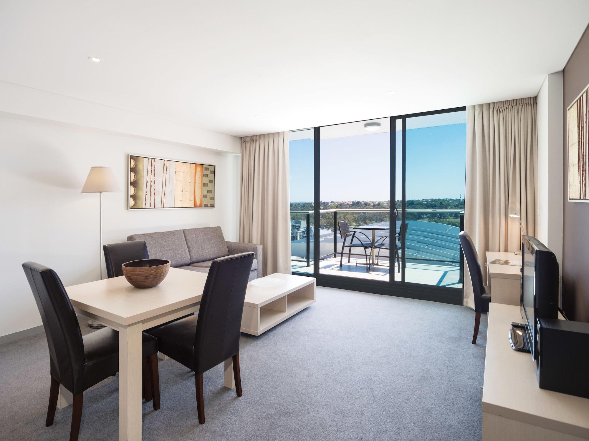 Oaks Adelaide Horizons Suites Exterior foto